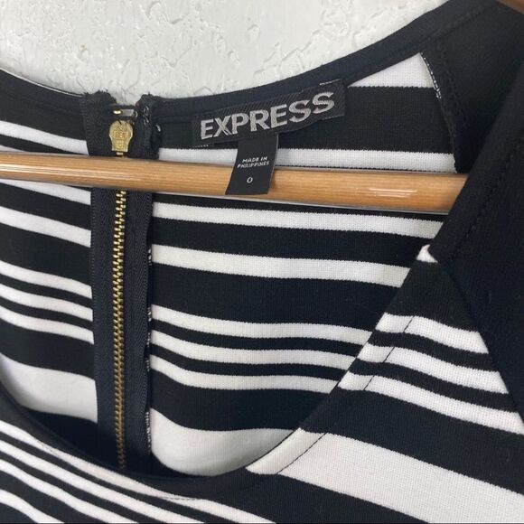 Express Black & White Striped Sheath Dress Sz 0 - Picture 8 of 13